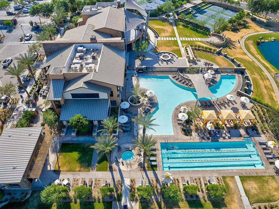 Ponderosa Dr