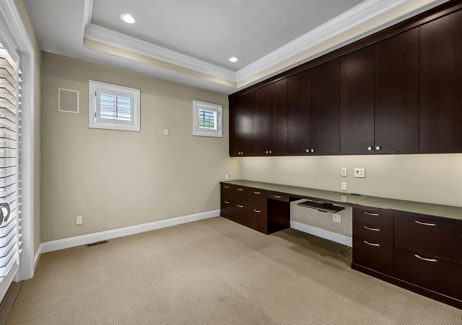 11 Sommerset Cir — Photo 3