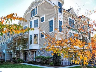 211 Holland Ave, Ardmore, PA, 19003