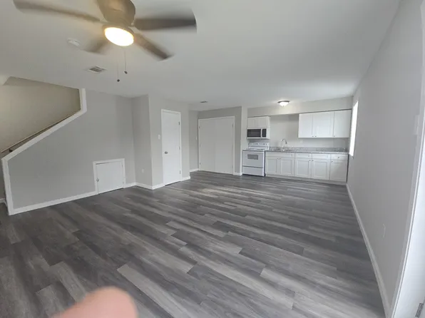 209 River Oaks Dr APT C, Destrehan, LA 70047