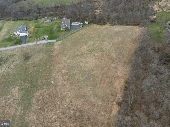 160 Nittany Terrace Ln, State College, PA 16801