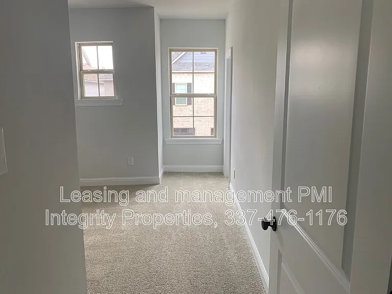 7832 Pisa Dr — Photo 20