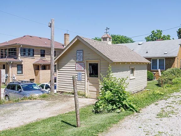2nd image of 1314 E Atwater Ave