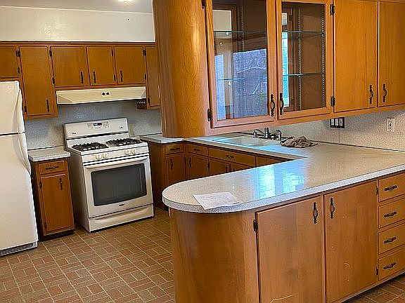 4th image of 4230 Dalewood Dr