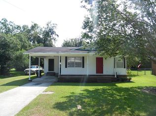 413 S College St, Hahira, GA 31632