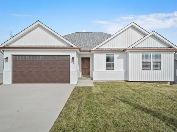 5 Burning Bush Ct, Troy, MO 63379