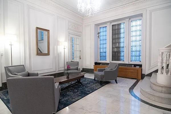 Rented by WAM Partners - William Moses Co. | media 13