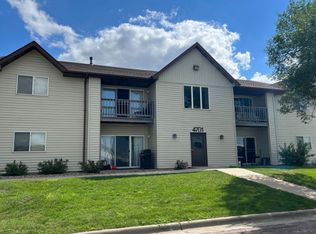 East Briar Estates - 1 Month Free!, Sioux Falls, SD 57110