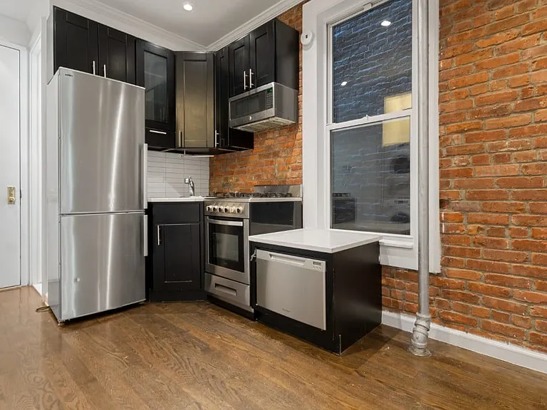 192 E 3rd St #5C — Photo 1