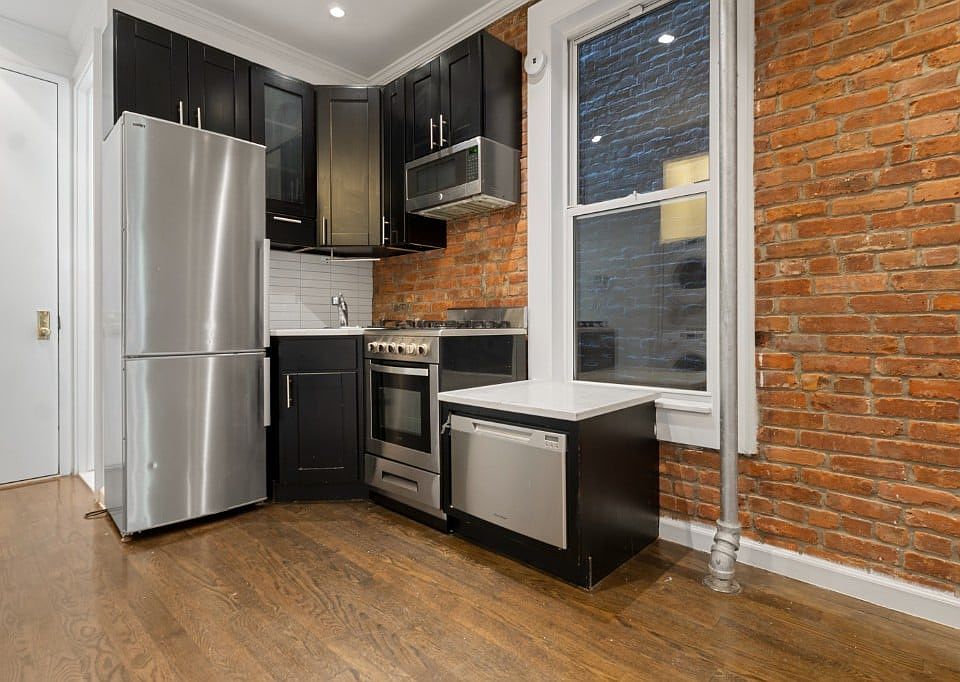 1st image of 192 E 3rd St APT 5C
