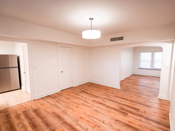 3007 Grand Ave #5, Des Moines, IA 50312