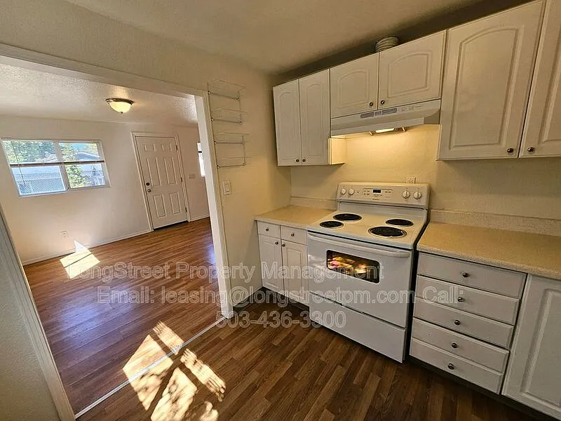 2 bed, 1.0 bath, 650 sqft, $1,495 — Photo 4