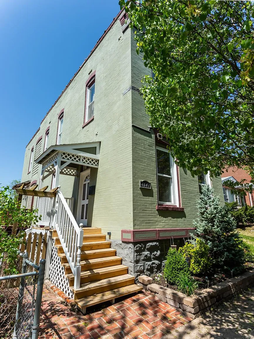 4647 Oregon Ave photo 1