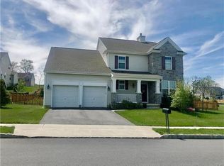 2826 Farmstead Dr, Easton, PA 18040