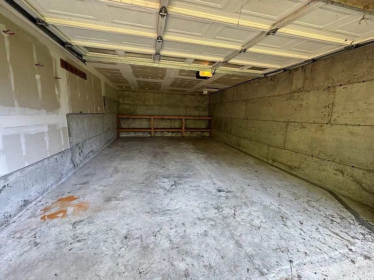 7604 Holiday Blvd — Photo 21