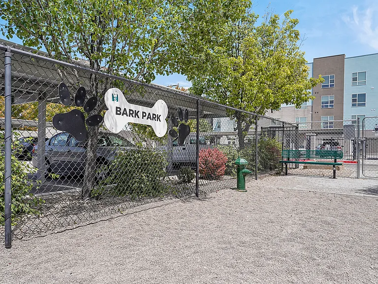 West Station Apartments — Photo 14
