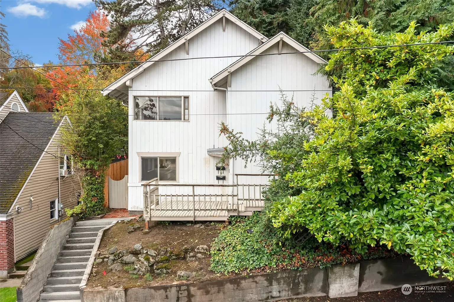 415 W Dravus Street photo 1