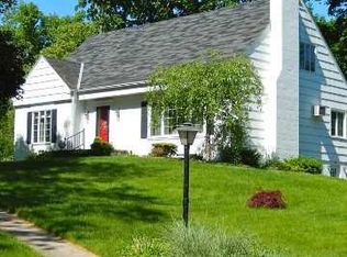 17 Valley Rd, Wappingers Falls, NY 12590