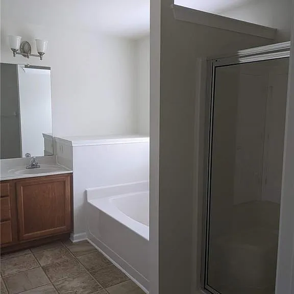 5615 Crestwick Way — Photo 13