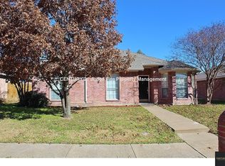 2012 Tallahassee Dr, Ennis, TX 75119
