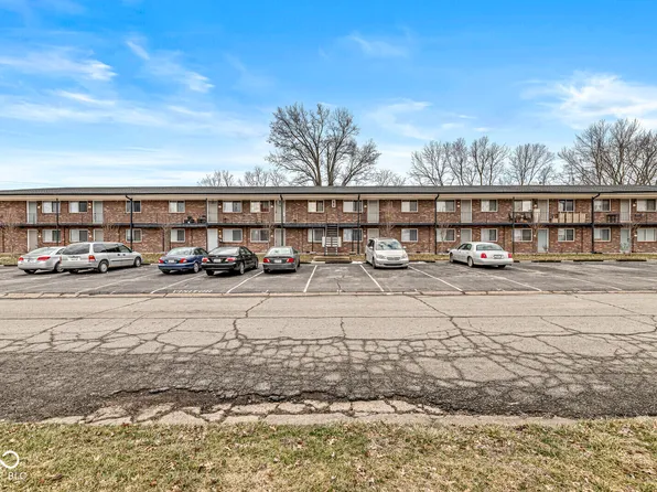 10301 Medallion Dr, Indianapolis, IN