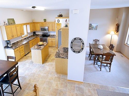 5th image of 13822 Hill Place Dr