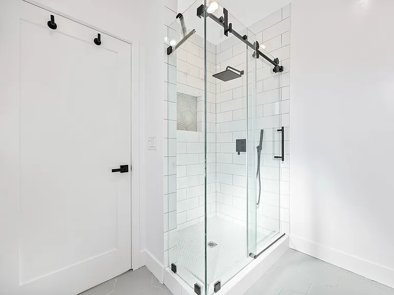 212 W 64th St #D — Photo 48