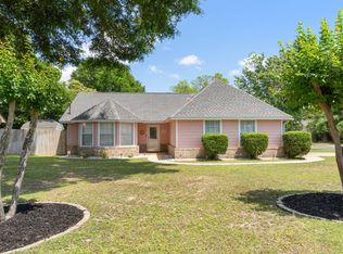 40 Abbey Rd, Crestview, FL 32539