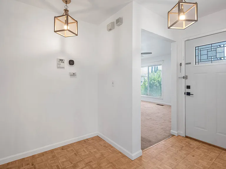 2225 Mount Whitney Dr — Photo 4