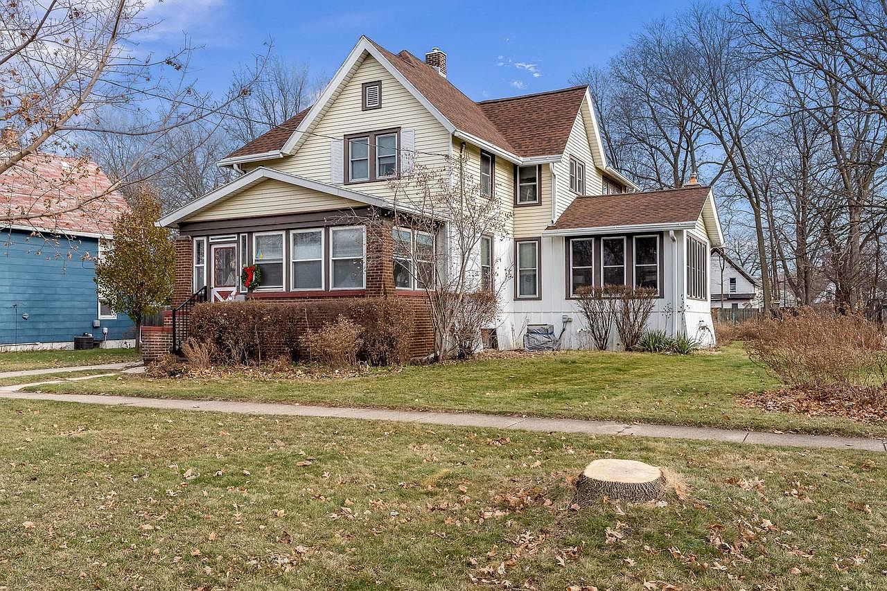 1107 Harrison Ave, Beloit, WI 53511 Zillow