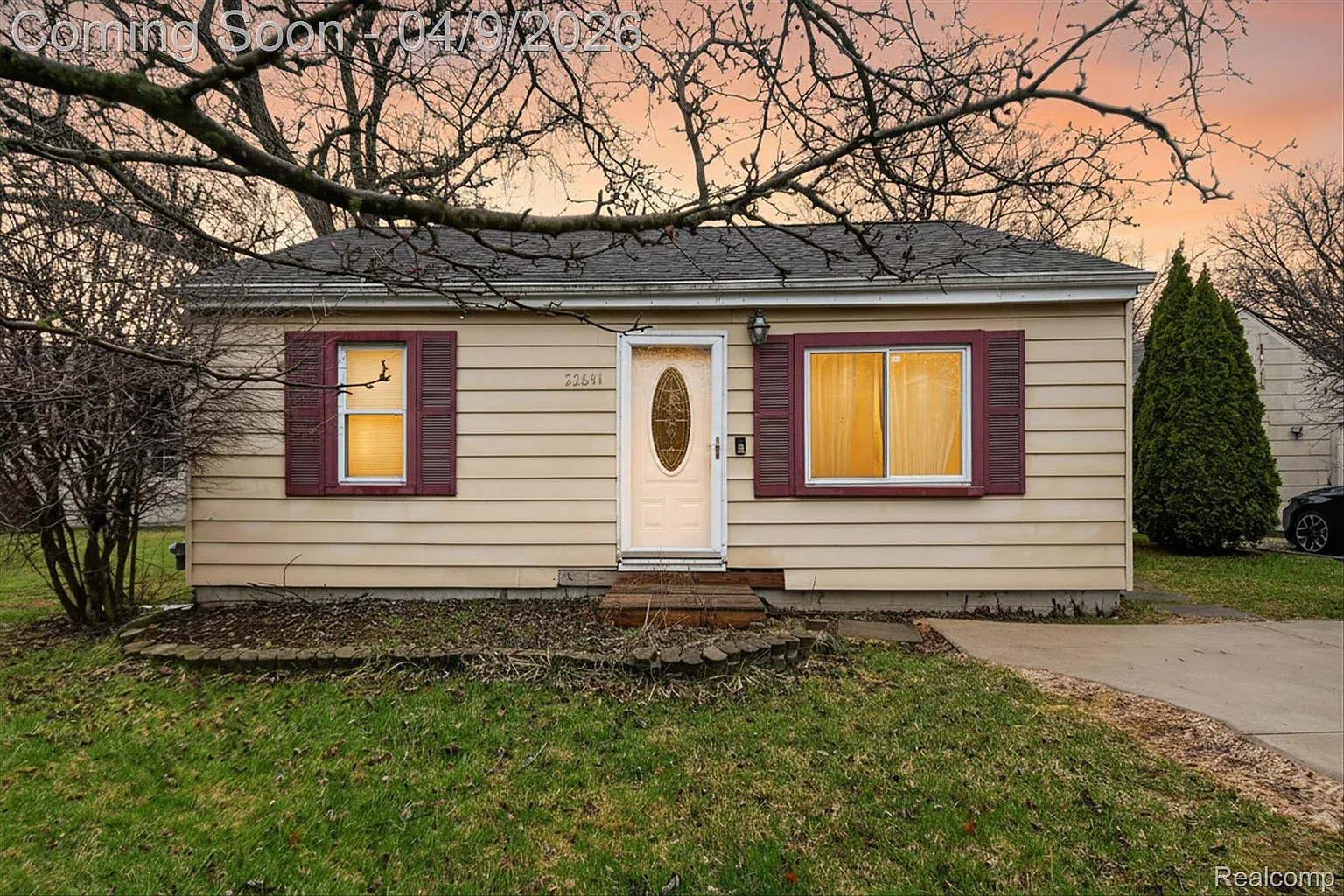 22641 Tulane Ave photo 1