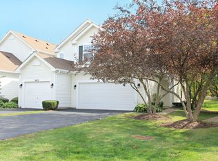 1426 Walnut Hill Ave, Saint Charles, IL