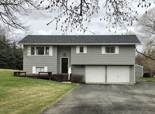 18064 Willow Springs Rd, Detroit Lakes, MN 56501