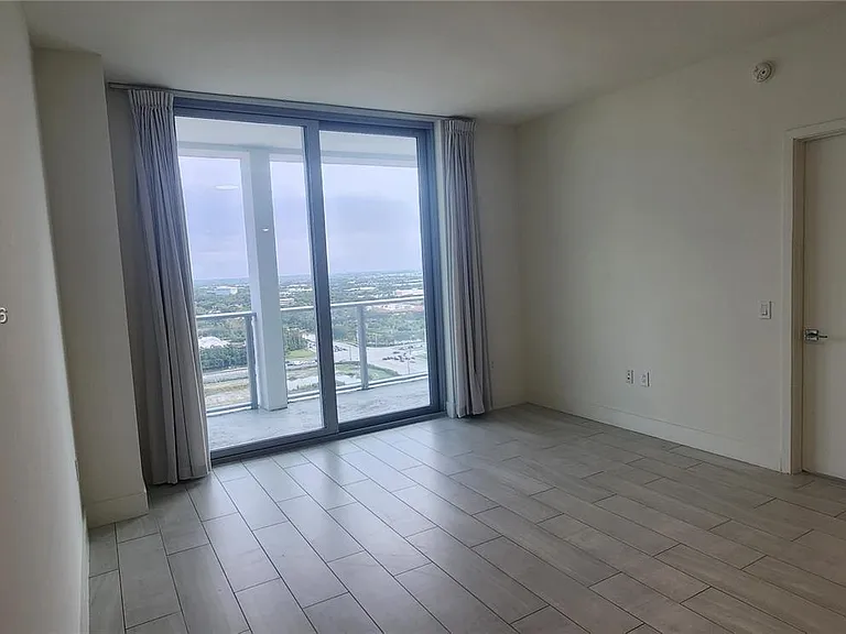 2000 Metropica Way #2106 — Photo 9