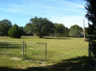 9033 Silver Lake Dr, Leesburg, FL 34788