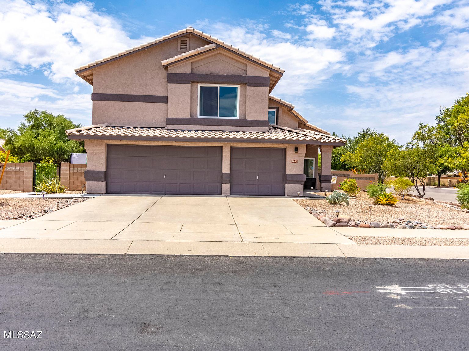 9023 N Veridian Dr, Tucson, AZ 85743 Zillow