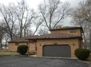 37250 N Bay Shore Rd, Lake Villa, IL 60046