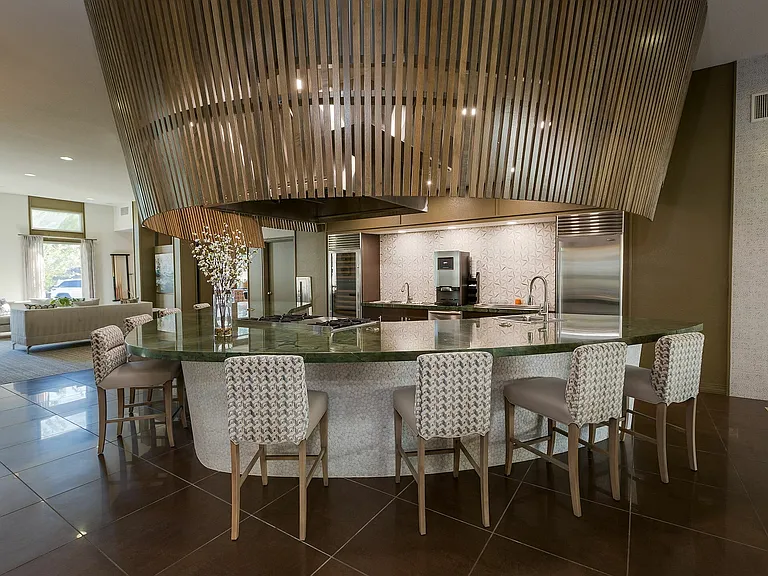 Clubhouse 1