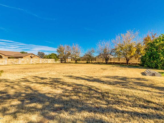 5th image of 5347 E Escondido Cir