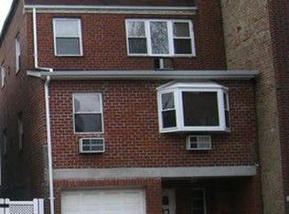 2582 41st St, Astoria, NY 11103