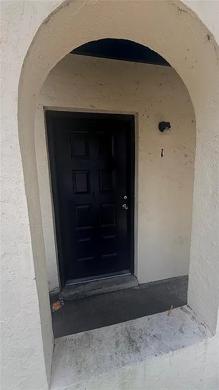 3 bed, 2.5 bath, 1208 sqft, $1,350 — Photo 3