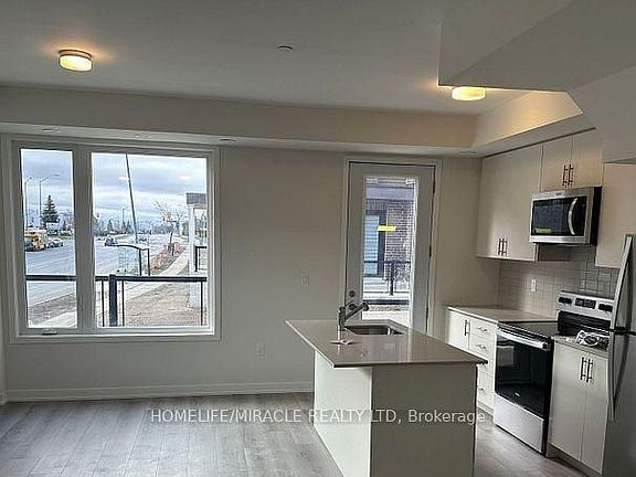 4th image of 3415 Ridgeway Dr #2