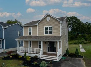 670 Bay St, Fall River, MA 02724