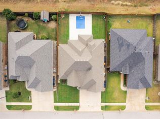 18513 Haslemere Ln, Edmond, OK 73012