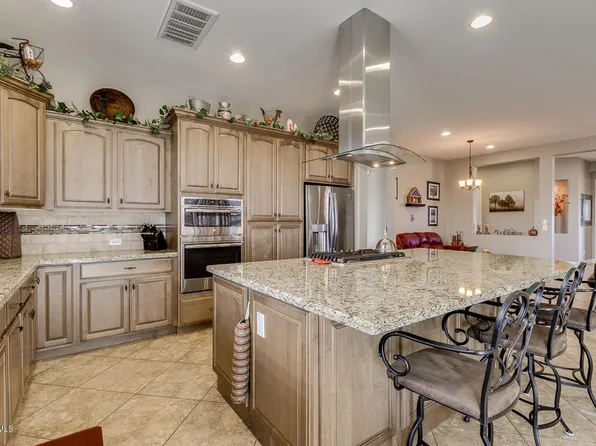 173 E Kennedia Dr, San Tan Valley, AZ 85140