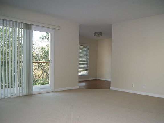 5th image of 320 N Civic Dr APT 411
