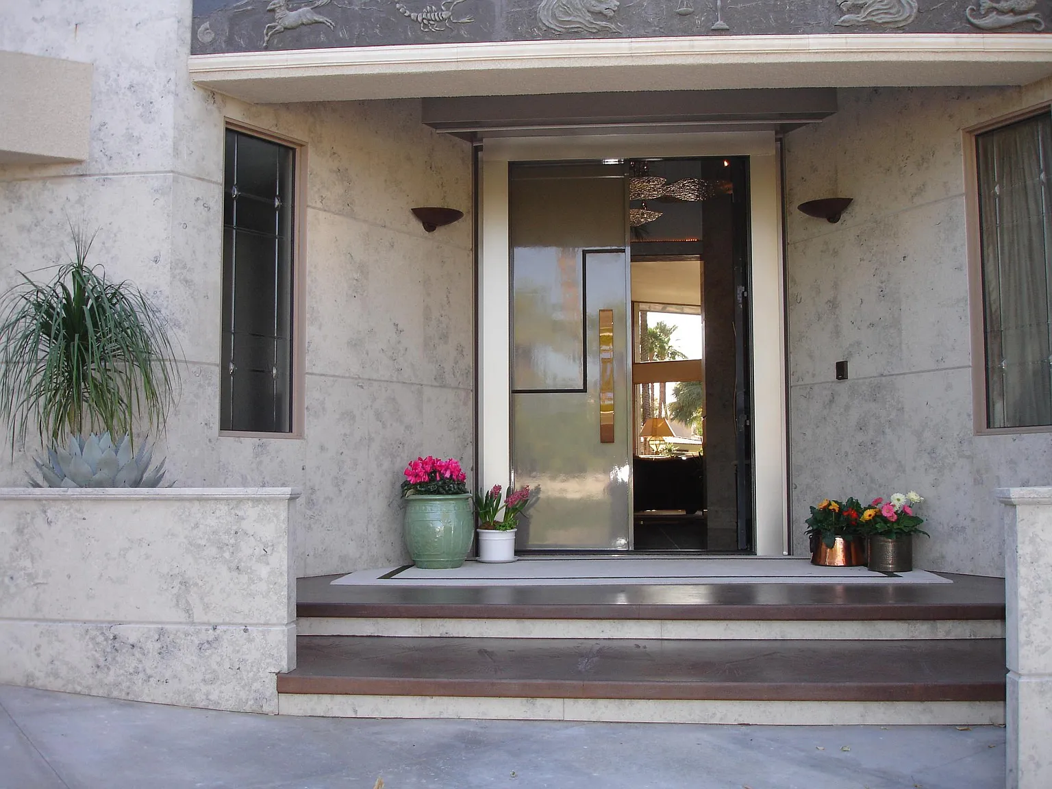 4 bed, 4.5 bath, 4787 sqft, $35,000 — Photo 4
