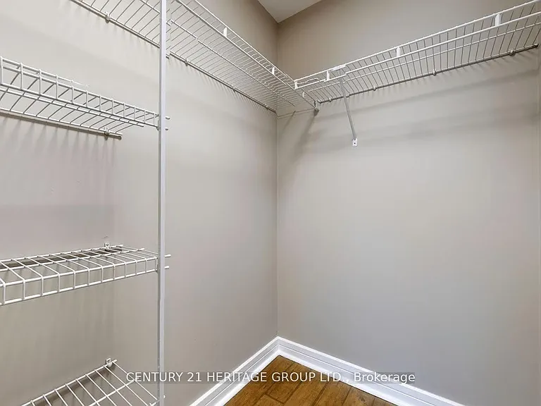 1 Avondale Ave #910 — Photo 23