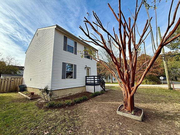 Flat corner lot with beautiful crape myrtles