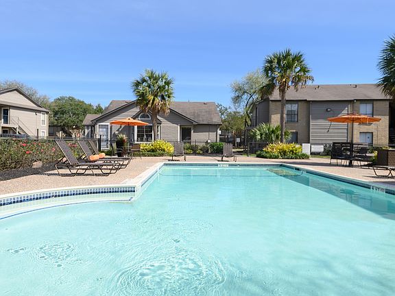 3rd image of 2702 W Bay Area Blvd #2203